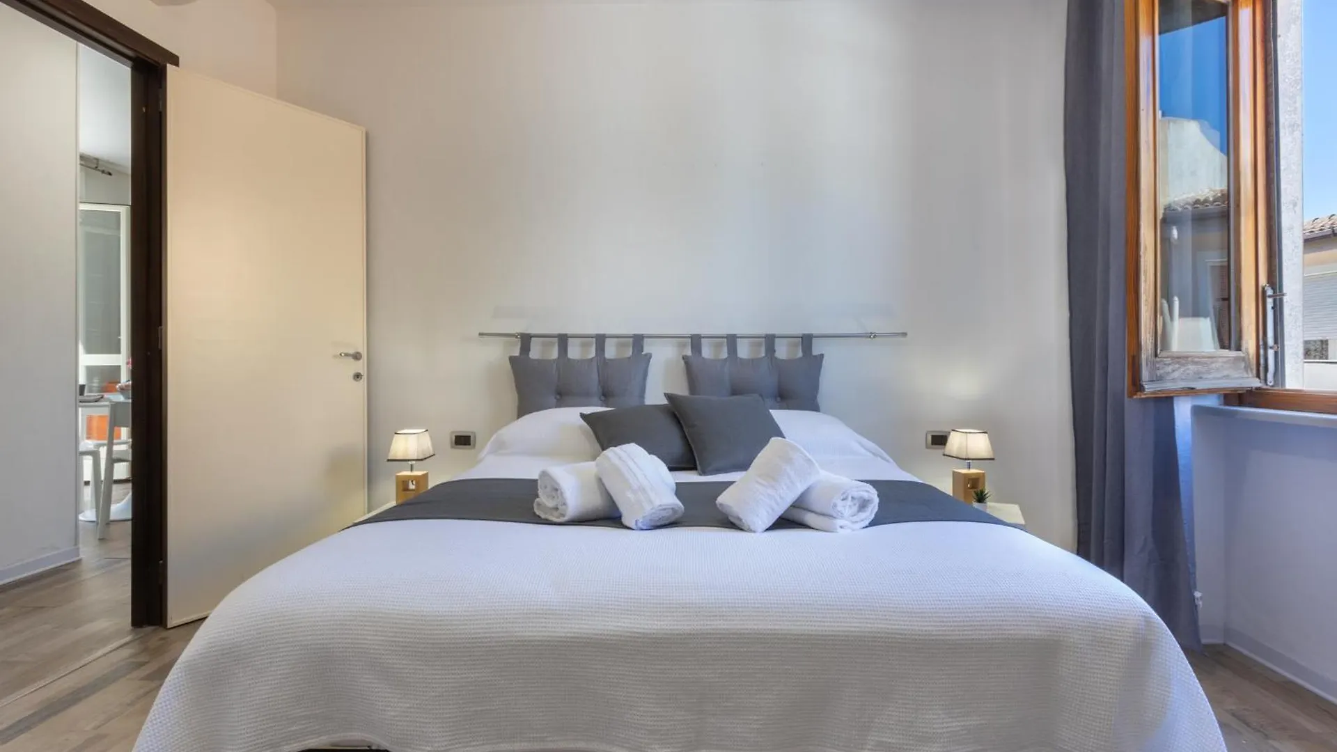 Max Apartment Quartu SantʼElena