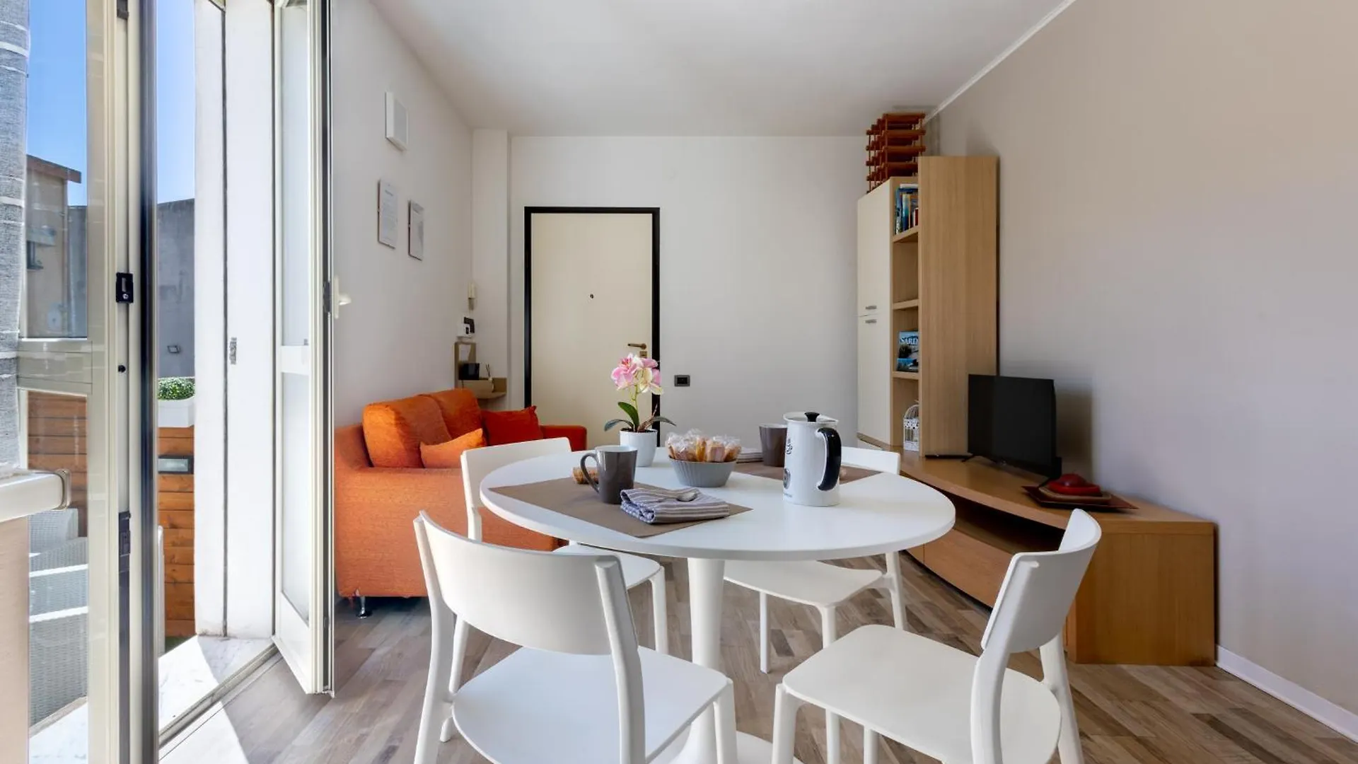 Max Apartment Quartu SantʼElena
